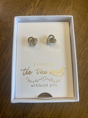 Knot Stud Earrings in Silver - DHQH Bridesmaid